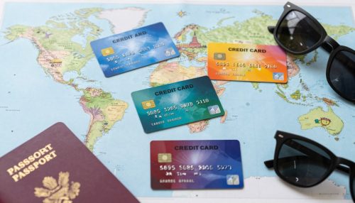 Credit Cards with Travel Rewards for UK Residents Explained